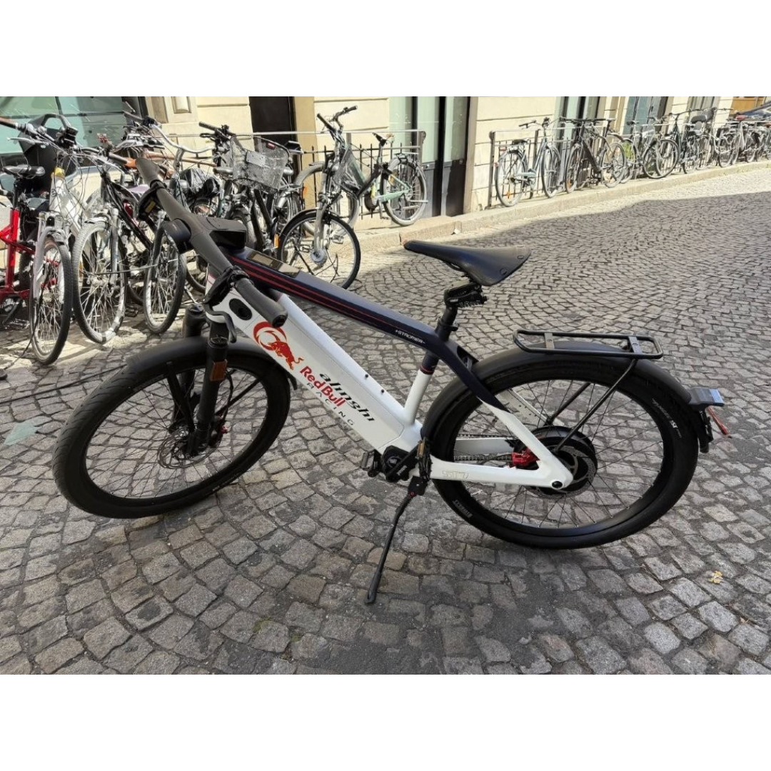 Stromer ST7 Red Bull Bleu/Blanc– Comme neuf – Image 2